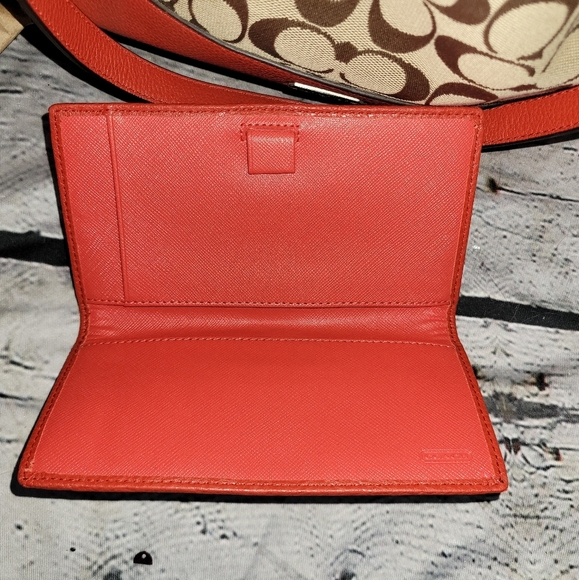 Coach Signature Kathryn Triple Zip Satchel - Picture 11 of 16